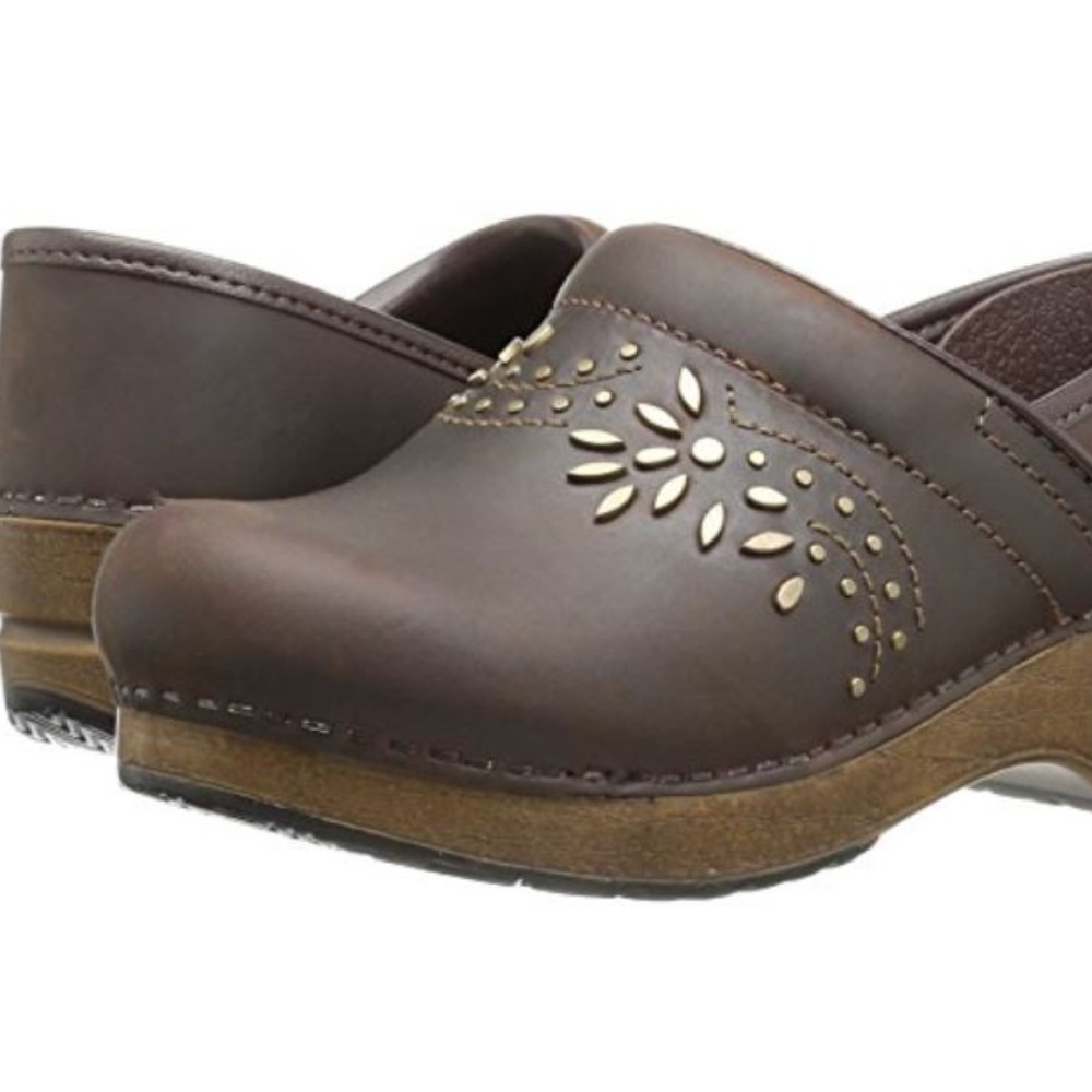 Dansko Womens Patricia Mule Size 40